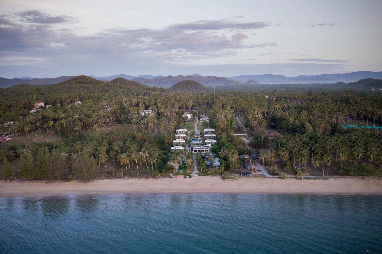 Seanery Beach Resort Bang Saphan Exterior foto